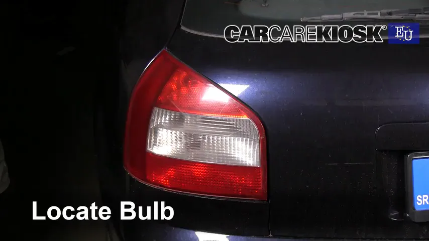 2001 Audi A3 TDI 1.9L 4 Cyl. Turbo Diesel Éclairage Feux de marche arrière (remplacer une ampoule)